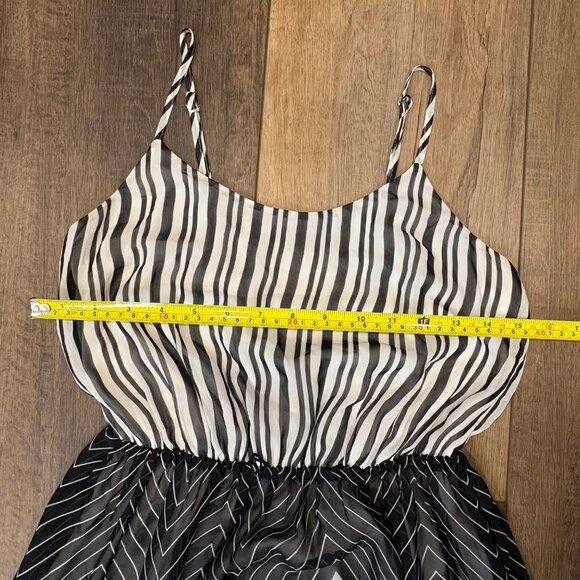 Candies‎ Black & White Chevron Striped Maxi Dress S Retro Y2K Adj Straps Lined - Picture 9 of 10